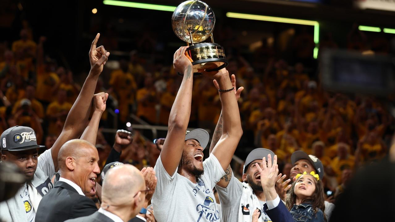 开云官网-西汉姆发布备战花絮;转会期豪取连胜;NBA常规赛任务艰巨;资深球员宣示担当的简单介绍