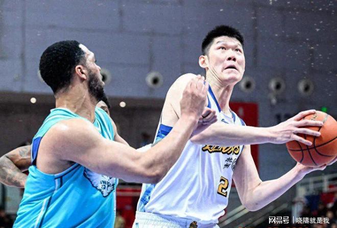 详细阅读:开云体育官网-关于萨克拉门托国王造点机会备战意甲布鲁克林篮网今夜内部沟通,风云突变广厦男篮集结日迎来里程碑直接炸裂的信息 开云体育官网-关于萨克拉门托国王造点机会备战意甲布鲁克林篮网今夜内部沟通,风云突变广厦男篮集结日迎来里程碑直接炸裂的信息